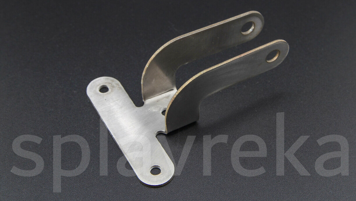 Крепление кормовой сидушки к блоку-штевня